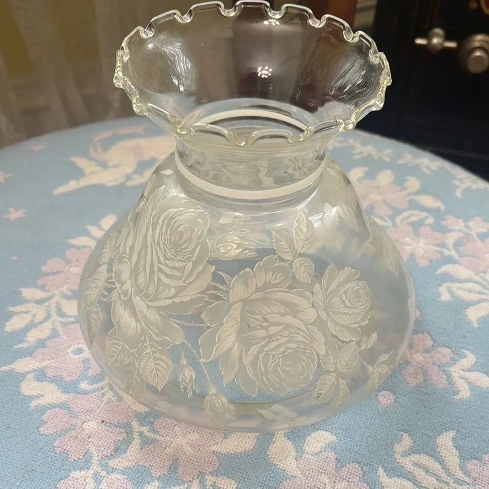 VINTAGE Elegant *GWTW* Glass Hurricane Shade with White Floral Design